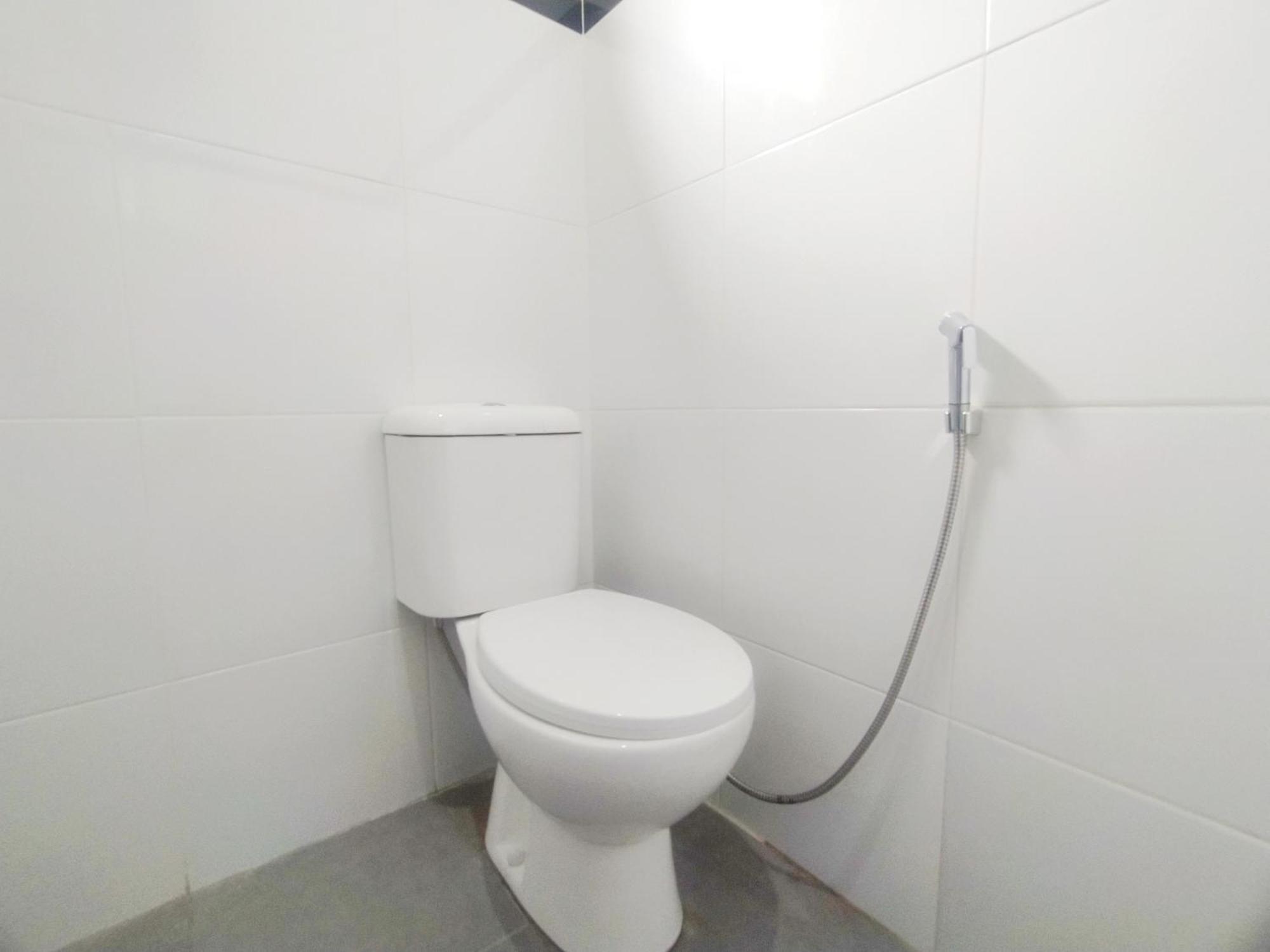 Hotel Reddoorz Syariah Near Stasiun Purwokerto Exterior foto