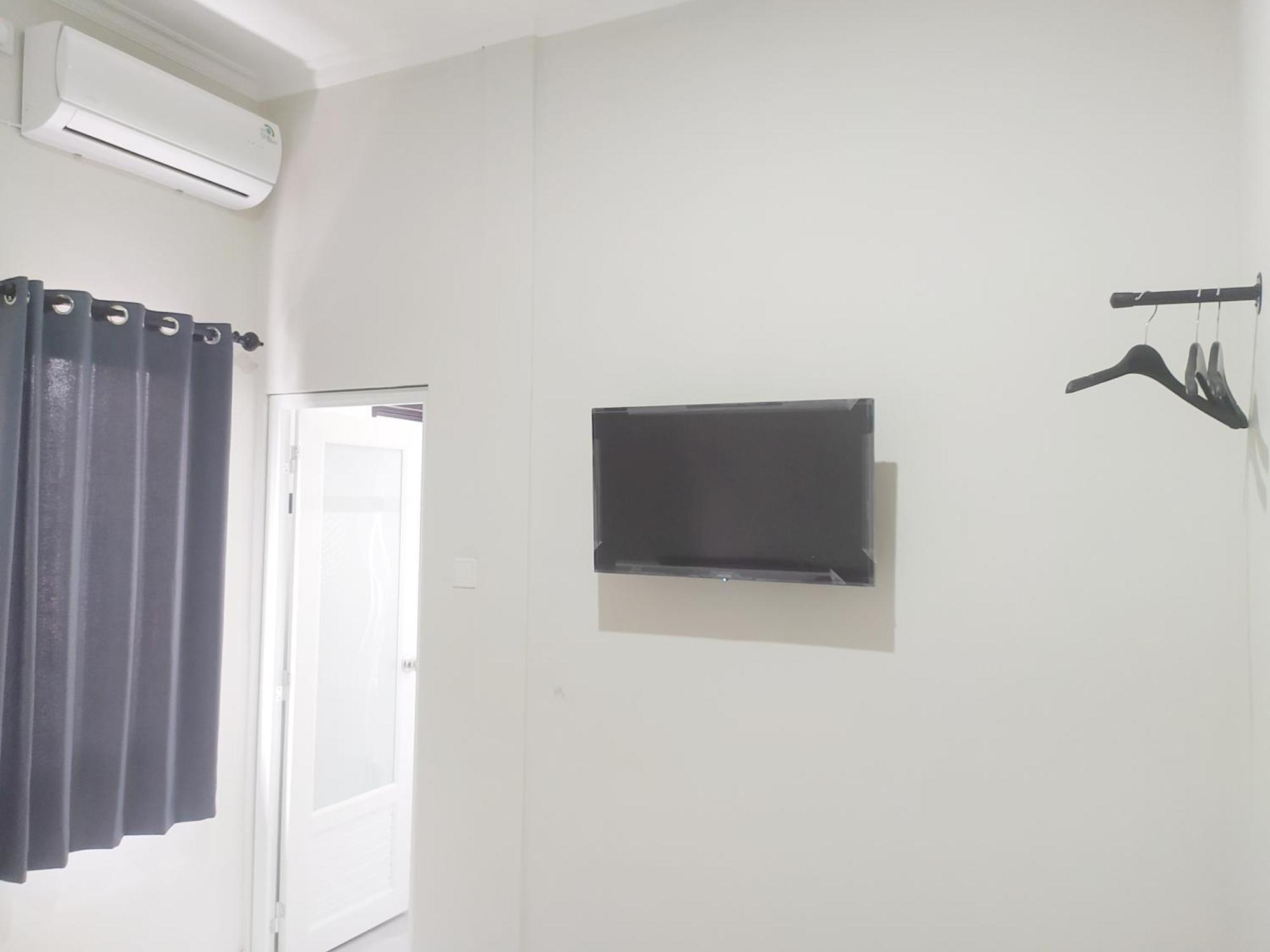 Hotel Reddoorz Syariah Near Stasiun Purwokerto Exterior foto
