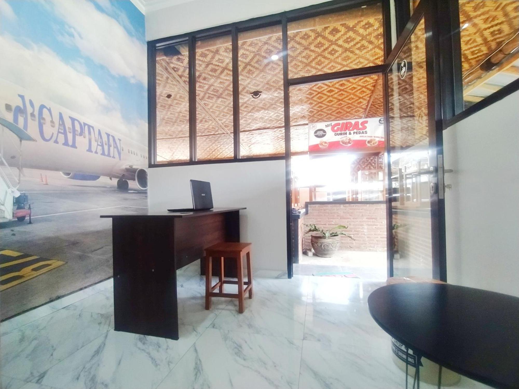 Hotel Reddoorz Syariah Near Stasiun Purwokerto Exterior foto